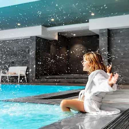 Relais Spa Val D'Europe Lejlighedshotel 4*