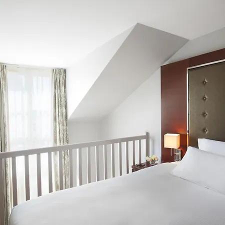 Relais Val D'europe 4*