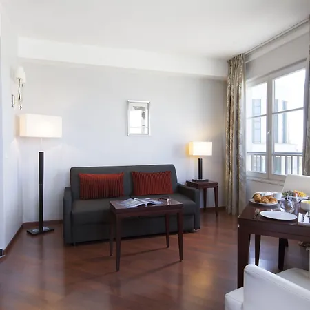 Relais Val D'europe 4*
