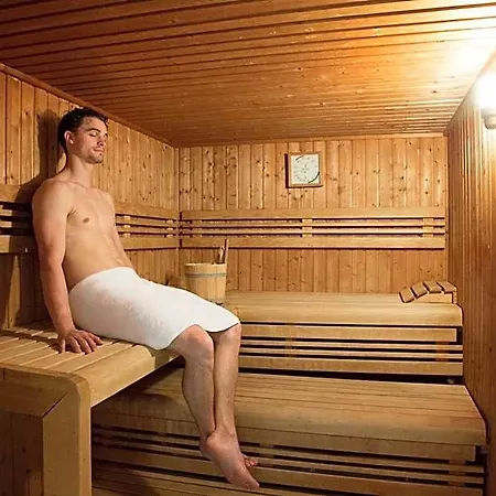 Relais Val D'europe Apartahotel 4*