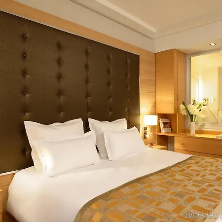 Relais Val D'europe 쉐시