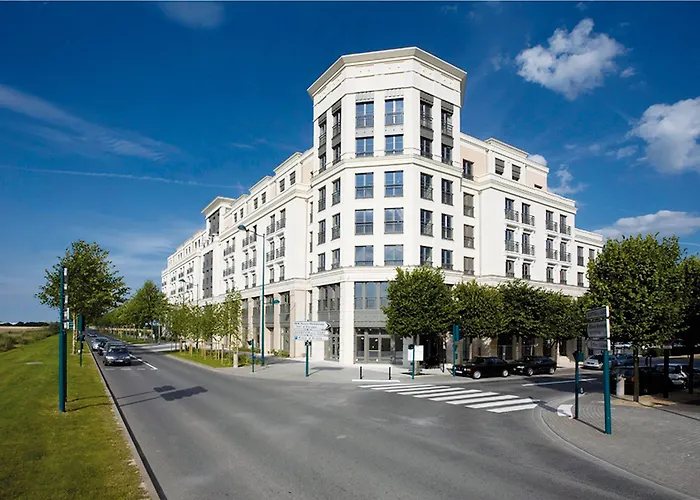 Relais Val D'europe 4*