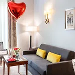 Relais Val D'europe Apart Otel