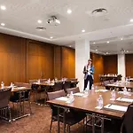 Relais Val D'europe Apart Otel