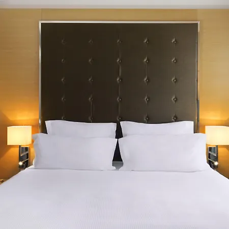 Relais Val D'europe 谢西