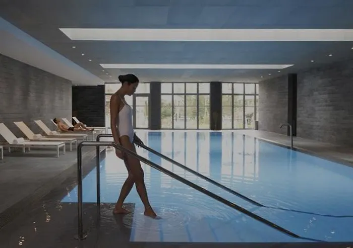 Apartahotel Relais Val D'europe 4*
